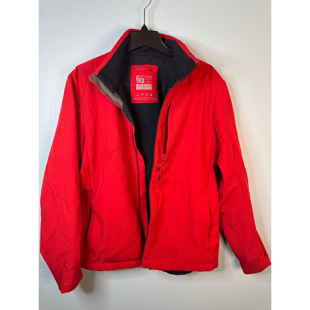Chick-fil-A Crew Midlayer jacket Chick-fil-A branding warm winter workwear Large